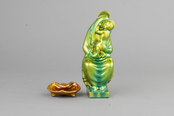 Zsolnay, Ungheria secolo XX  - Asta Ceramiche Italiane ed Europee del '900 - Associazione Nazionale - Case d'Asta italiane