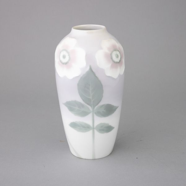 Rrstrand, Svezia 1920 ca  - Asta Ceramiche Italiane ed Europee del '900 - Associazione Nazionale - Case d'Asta italiane