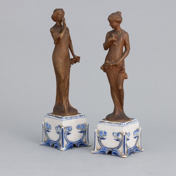 Richard Ginori, Sesto Fiorentino 1900 ca  - Asta Ceramiche Italiane ed Europee del '900 - Associazione Nazionale - Case d'Asta italiane