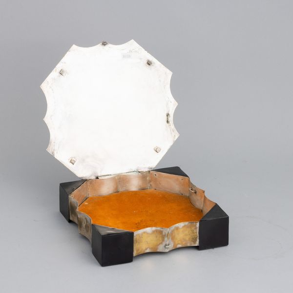 Emma Bonazzi : 1935 ca  - Asta Ceramiche Italiane ed Europee del '900 - Associazione Nazionale - Case d'Asta italiane