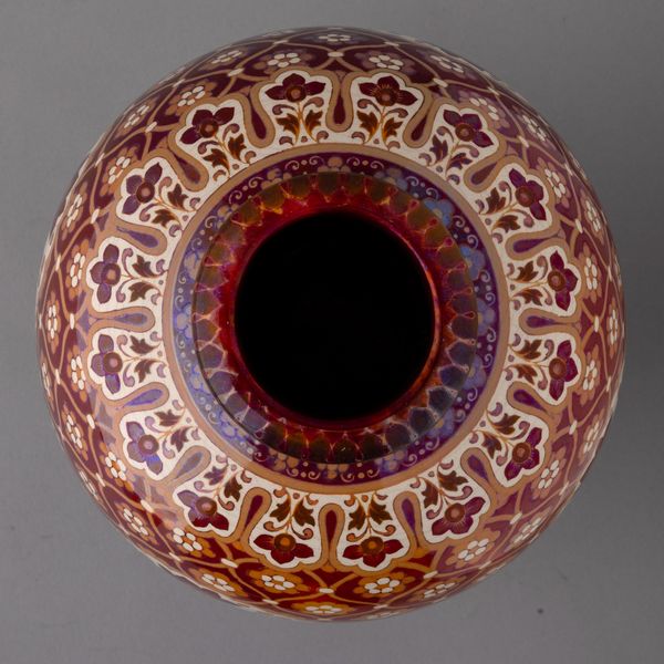 Zsolnay, Ungheria 1900 ca  - Asta Ceramiche Italiane ed Europee del '900 - Associazione Nazionale - Case d'Asta italiane