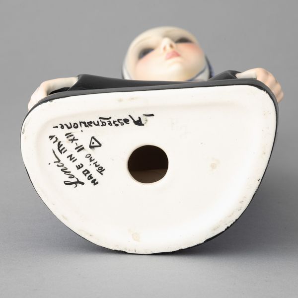 Helen König Scavini : Lenci, Torino 1934<BR> Rassegnazione  - Asta Ceramiche Italiane ed Europee del '900 - Associazione Nazionale - Case d'Asta italiane