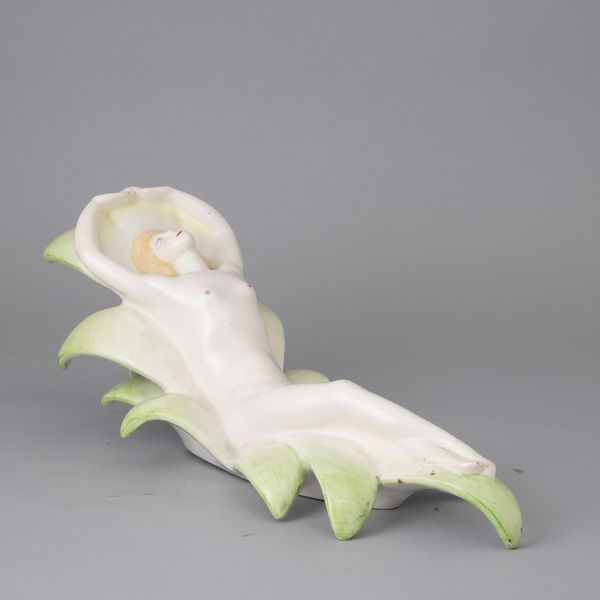 Giovanni Grande : Lenci, Torino 1930 ca Nuda su foglia  - Asta Ceramiche Italiane ed Europee del '900 - Associazione Nazionale - Case d'Asta italiane