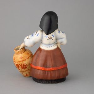 Ovidio Borione : Lenci, Torino 1940 ca Sarda con vaso  - Asta Ceramiche Italiane ed Europee del '900 - Associazione Nazionale - Case d'Asta italiane