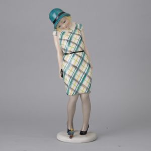 Helen König Scavini : Lenci, Torino 1938 Nella o Nasin  - Asta Ceramiche Italiane ed Europee del '900 - Associazione Nazionale - Case d'Asta italiane