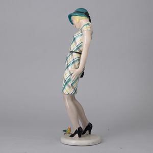 Helen König Scavini : Lenci, Torino 1938 Nella o Nasin  - Asta Ceramiche Italiane ed Europee del '900 - Associazione Nazionale - Case d'Asta italiane