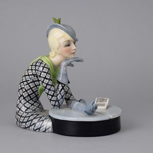 Helen König Scavini : Lenci, Torino 1930 ca Al caff  - Asta Ceramiche Italiane ed Europee del '900 - Associazione Nazionale - Case d'Asta italiane