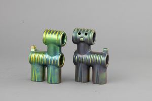Judit Nádor : Zsolnay, Ungheria secolo XX Pipe dog  - Asta Ceramiche Italiane ed Europee del '900 - Associazione Nazionale - Case d'Asta italiane