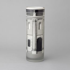 Fornasetti, Milano 1990 ca  - Asta Ceramiche Italiane ed Europee del '900 - Associazione Nazionale - Case d'Asta italiane