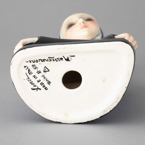 Helen König Scavini : Lenci, Torino 1934<BR> Rassegnazione  - Asta Ceramiche Italiane ed Europee del '900 - Associazione Nazionale - Case d'Asta italiane