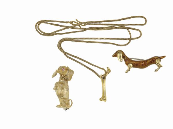 Lotto composto da due spille ed un pendente Bassotti  - Asta Fine Jewels - Associazione Nazionale - Case d'Asta italiane