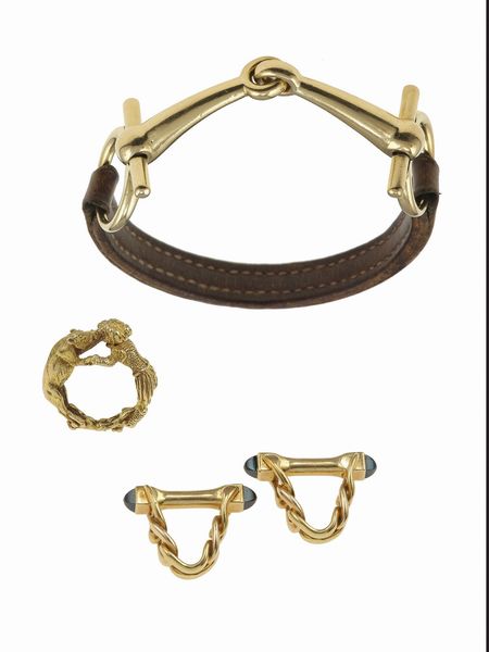 Lotto composto da un bracciale, un anello ed un paio di bottoni da polso  - Asta Fine Jewels - Associazione Nazionale - Case d'Asta italiane