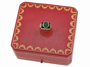 Cartier. Anello con con smeraldo inciso, smalto nero, rubini e diamanti  - Asta Fine Jewels - Associazione Nazionale - Case d'Asta italiane