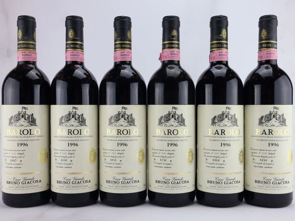 Barolo Villero di Castiglione Falletto Etichetta Bianca Bruno Giacosa 1996  - Asta ALCHIMIA - Vini Pregiati e da Collezione - Associazione Nazionale - Case d'Asta italiane