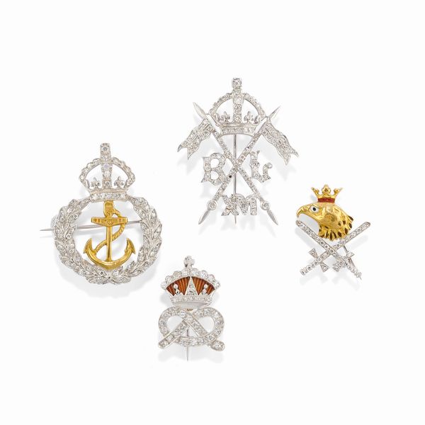Quattro spille regimental  - Asta Gioielli Importanti - Associazione Nazionale - Case d'Asta italiane