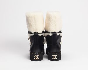 CHANEL - Stivaletto