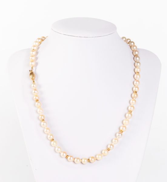 Collana di perle coltivate  - Asta Gioielli - Associazione Nazionale - Case d'Asta italiane