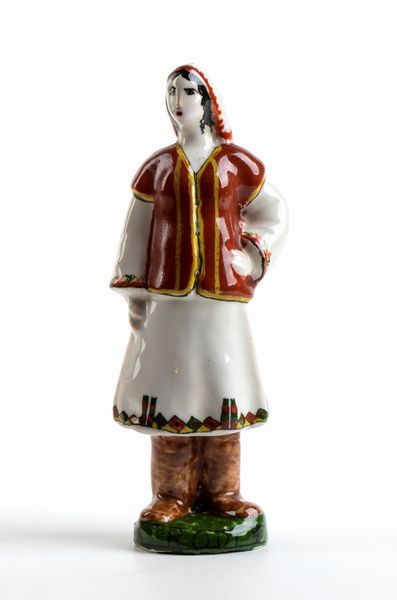 MANIFATTURA ICARO RODI : Figura femminile in costumi tradizionali  - Asta  Arte moderna e contemporanea: XIX, XX, XXI secolo. Con una sezione dedicata alla ceramica del �900 - Associazione Nazionale - Case d'Asta italiane