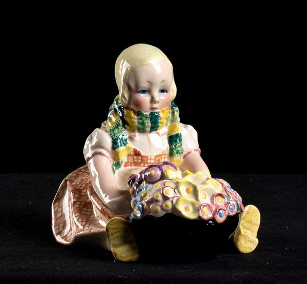 Sandro Vacchetti : Bimba con cesto di fiori  - Asta  Arte moderna e contemporanea: XIX, XX, XXI secolo. Con una sezione dedicata alla ceramica del �900 - Associazione Nazionale - Case d'Asta italiane
