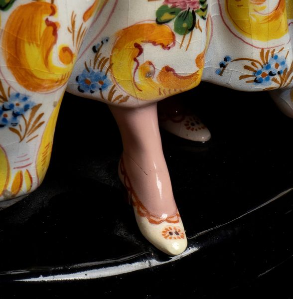 TEODORO SEBELIN : Dama con fiori  - Asta  Arte moderna e contemporanea: XIX, XX, XXI secolo. Con una sezione dedicata alla ceramica del �900 - Associazione Nazionale - Case d'Asta italiane