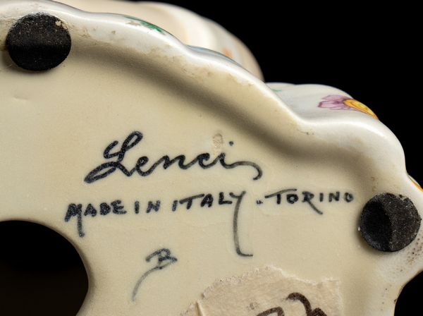 ABELE  JACOPI : Fanciulla con colombi  - Asta  Arte moderna e contemporanea: XIX, XX, XXI secolo. Con una sezione dedicata alla ceramica del �900 - Associazione Nazionale - Case d'Asta italiane