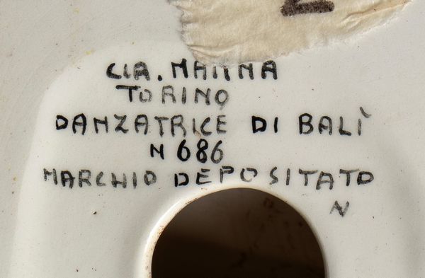 MANIFATTURA C.I.A. MANNA : Danzatrice di Bali  - Asta  Arte moderna e contemporanea: XIX, XX, XXI secolo. Con una sezione dedicata alla ceramica del �900 - Associazione Nazionale - Case d'Asta italiane