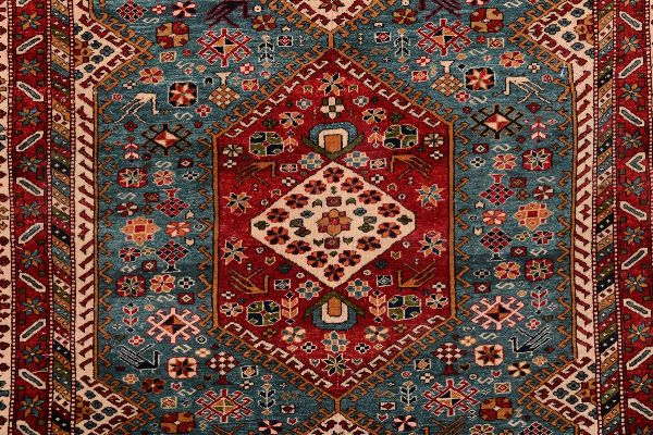 Inusuale tappeto forse armeno,inizio XX secolo  - Asta Tappeti Antichi - Associazione Nazionale - Case d'Asta italiane