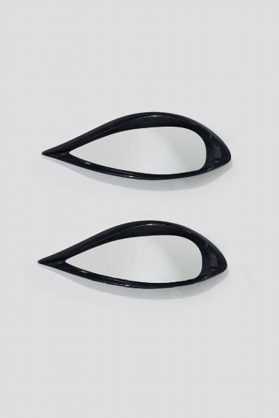PRODUZIONE ITALIANA : Coppia di specchi da parete neri  - Asta Design - Associazione Nazionale - Case d'Asta italiane