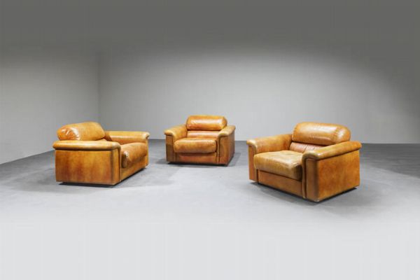 PRODUZIONE ITALIANA : Tre poltrone  - Asta Design - Associazione Nazionale - Case d'Asta italiane