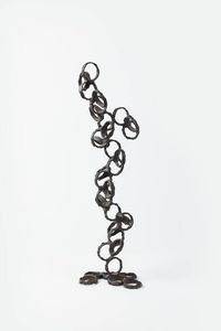 SCULTORE NON IDENTIFICATO - Scultura in metallo lavorato. Timbro del produttore non decifrato Anni '80 h cm 54x15