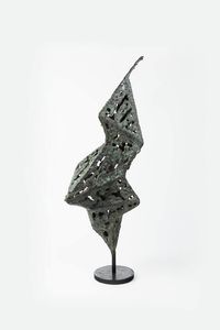 SCULTORE NON IDENTIFICATO - Scultura in bronzo e base in metallo. Timbro del produttore non decifrato Anni '80 h cm 89x36x28