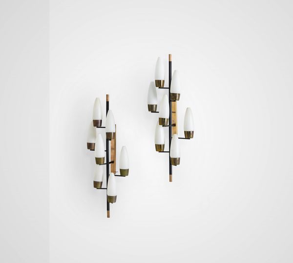 STILNOVO : Due grandi lampade a parete.  - Asta Design - Associazione Nazionale - Case d'Asta italiane