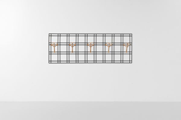 BBPR, Stile di : Appendiabiti  - Asta Design - Associazione Nazionale - Case d'Asta italiane