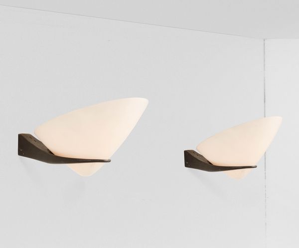 STILNOVO : Due lampade a parete  - Asta Design - Associazione Nazionale - Case d'Asta italiane