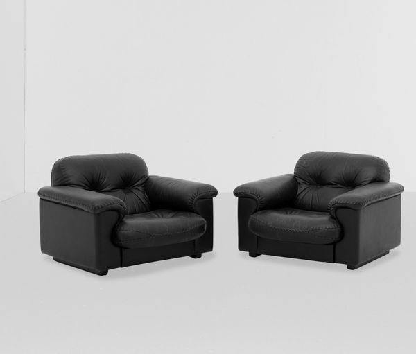 DE SEDE : Due poltrone.  - Asta Design - Associazione Nazionale - Case d'Asta italiane