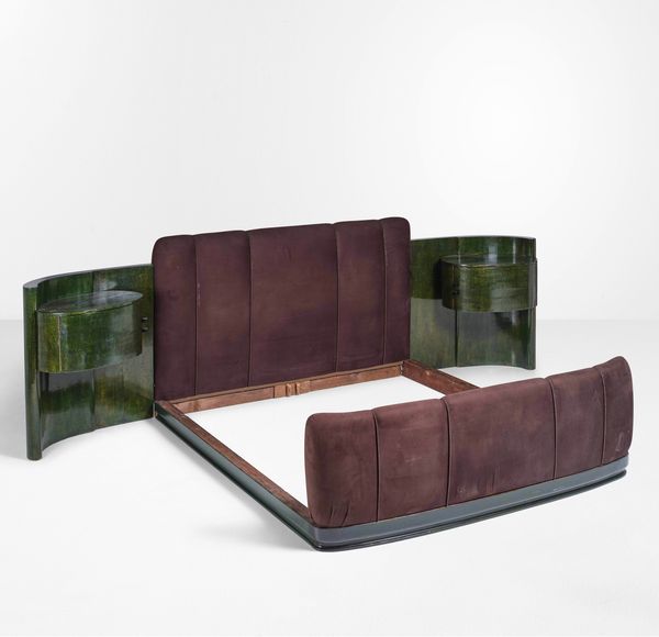 Vittorio Valabrega : Letto matrimoniale e comodini  - Asta Design - Associazione Nazionale - Case d'Asta italiane