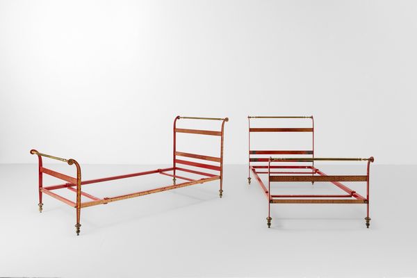 Piero Fornasetti : Due letti Greca  - Asta Design - Associazione Nazionale - Case d'Asta italiane