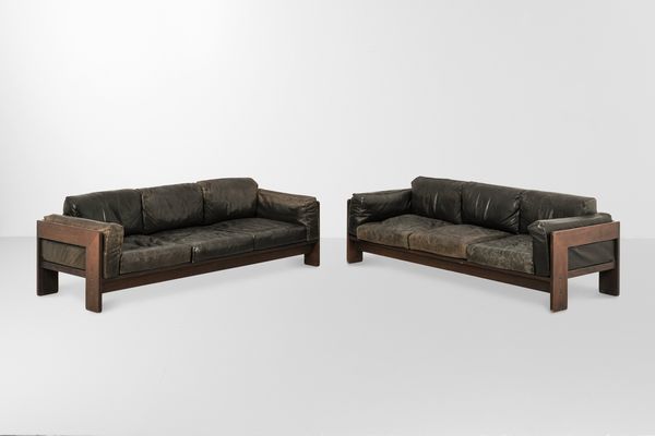 AFRA E TOBIA SCARPA : Tre divani a tre posti mod. Bastiano  - Asta Design - Associazione Nazionale - Case d'Asta italiane