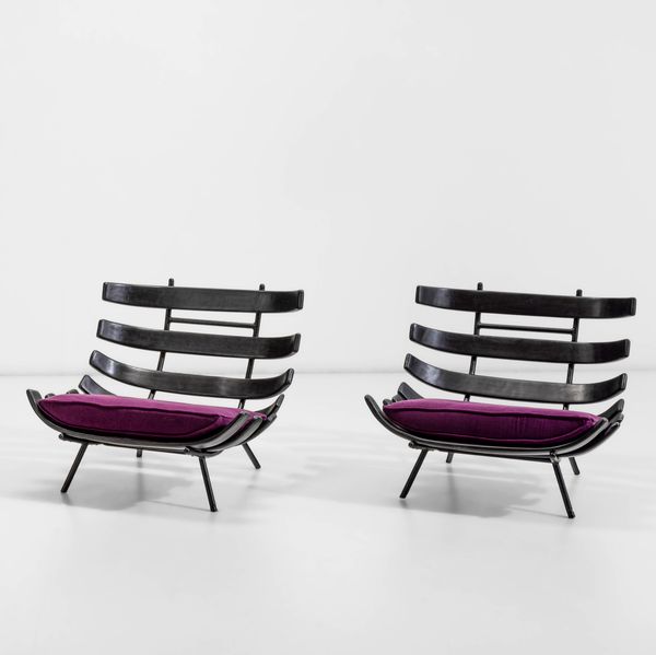 Carlo Hauner e Martin Eisler : Due poltrone mod. Costela  - Asta Design - Associazione Nazionale - Case d'Asta italiane