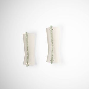 FONTANA ARTE - Due lampade a parete.