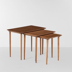 Torpe Mobelfabrik - Tre tavoli bassi sovrapponibili