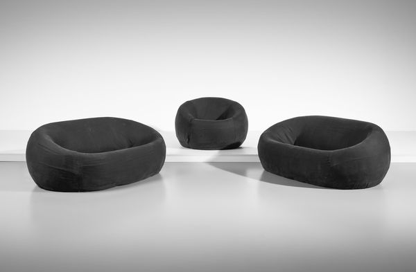 PESCE GAETANO (1939 - 2024) : Due divani e una poltrona della serie UP mod. UP1 e UP4 per B&B Italia  - Asta Asta 494 | DESIGN E ARTI DECORATIVE DEL NOVECENTO Online - Associazione Nazionale - Case d'Asta italiane