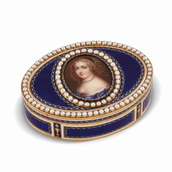 TABACCHIERA OVALE CON MINIATURA  - Asta GIOIELLI - Associazione Nazionale - Case d'Asta italiane