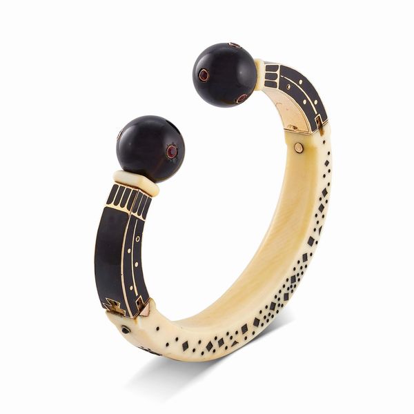 CARTIER RARO BRACCIALE RIGIDO "SOUDANAIS", ANNI '20  - Asta GIOIELLI - Associazione Nazionale - Case d'Asta italiane
