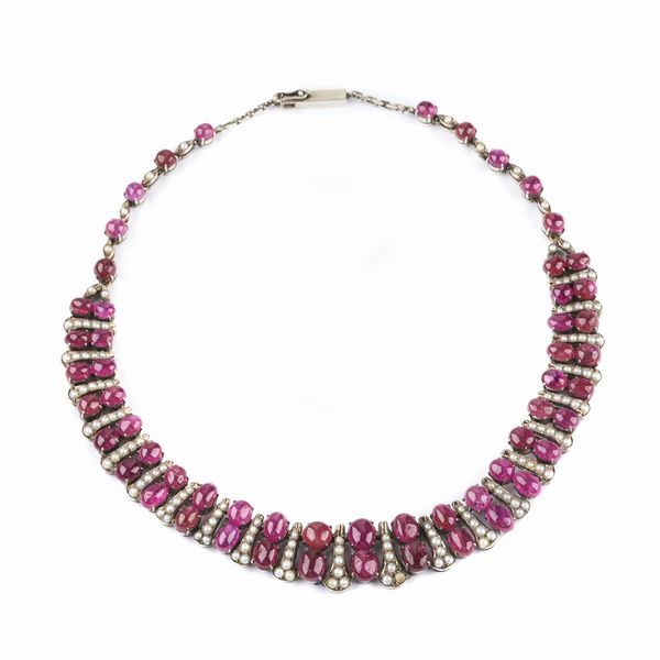 GIROCOLLO CON RUBINI E PERLE  - Asta GIOIELLI - Associazione Nazionale - Case d'Asta italiane