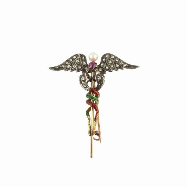 SPILLA A FORMA DI CADUCEO  - Asta GIOIELLI - Associazione Nazionale - Case d'Asta italiane