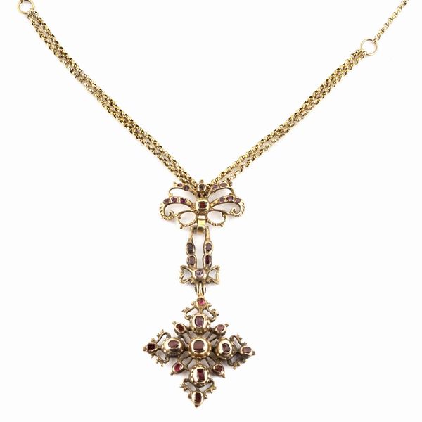 COLLANA CON PENDENTE  - Asta GIOIELLI - Associazione Nazionale - Case d'Asta italiane