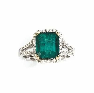 Anello in oro bianco, smeraldo e diamanti  - Asta VINTAGE: BORSE E ACCESSORI DI HERMES, LOUIS VUITTON E ALTRE GRANDI MAISON - Associazione Nazionale - Case d'Asta italiane
