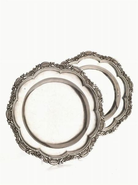 COPPIA DI PIATTI, PARIGI, FINE SEC. XIX, FACITORE VEYRAT  - Asta VINTAGE: BORSE E ACCESSORI DI HERMES, LOUIS VUITTON E ALTRE GRANDI MAISON - Associazione Nazionale - Case d'Asta italiane