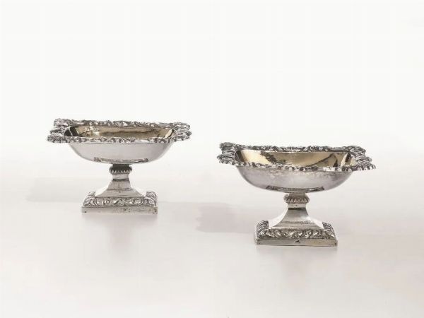 COPPIA DI SALIERE, NAPOLI, 1835 CIRCA, ASSAGGIATORE DE BLASIO  - Asta VINTAGE: BORSE E ACCESSORI DI HERMES, LOUIS VUITTON E ALTRE GRANDI MAISON - Associazione Nazionale - Case d'Asta italiane